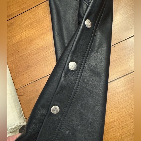 Women’s Black Leather Chaps - Picture 4 of 16